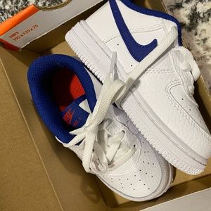 Nike size 8 toddler